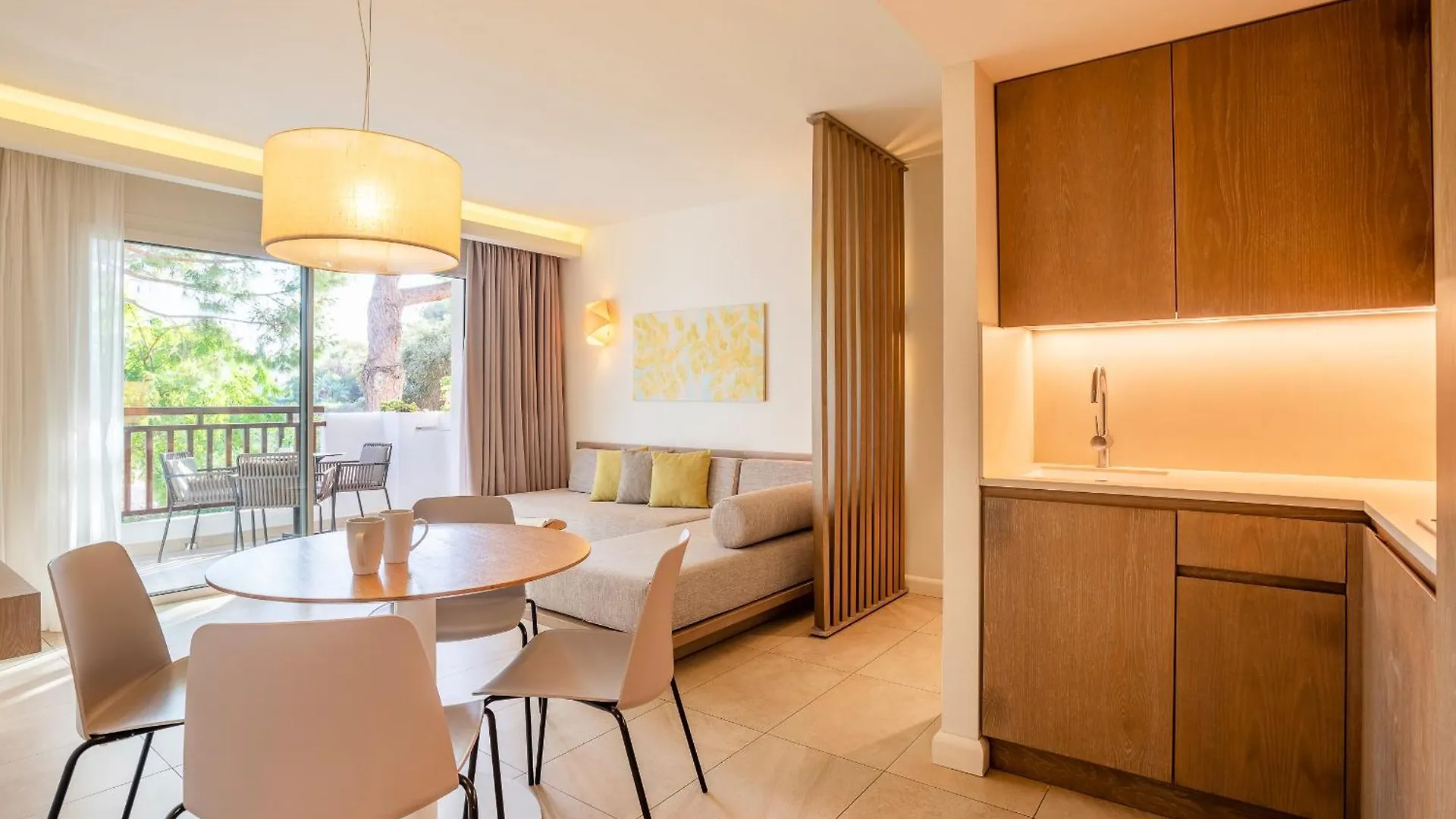Inturotel Esmeralda Park Cala d'Or  4*, Cala d'Or (Mallorca) Spain